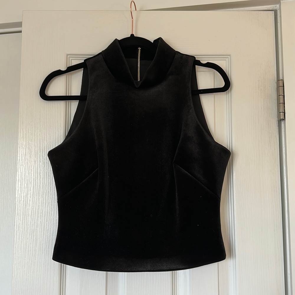 Eliza J Velvet black cropped turtleneck tank. Size 8. Eliza J